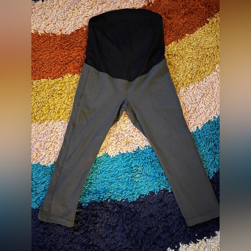 Isabel Maternity athletic leggings